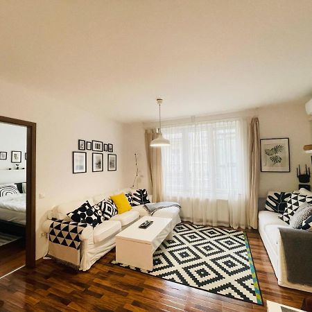 Peony Szekely Mihaly Apartment - Free Garage Budapest Exteriör bild