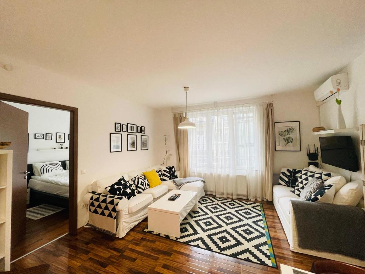 Peony Szekely Mihaly Apartment - Free Garage Budapest Exteriör bild